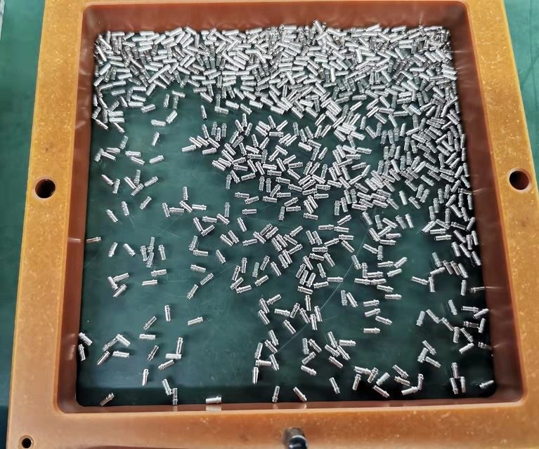 Vrhunska tehnologija galvanizacije Rodijumovana