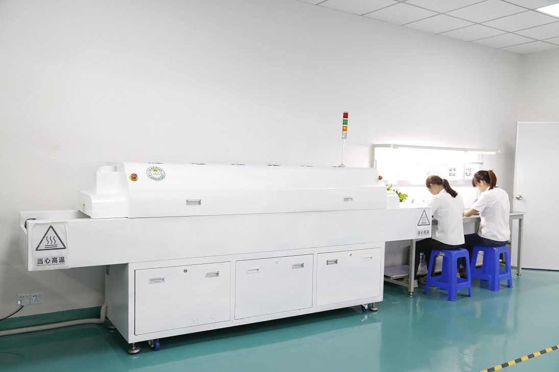 Reflow lemljenje i talasno lemljenje u projektu Pogo Pin